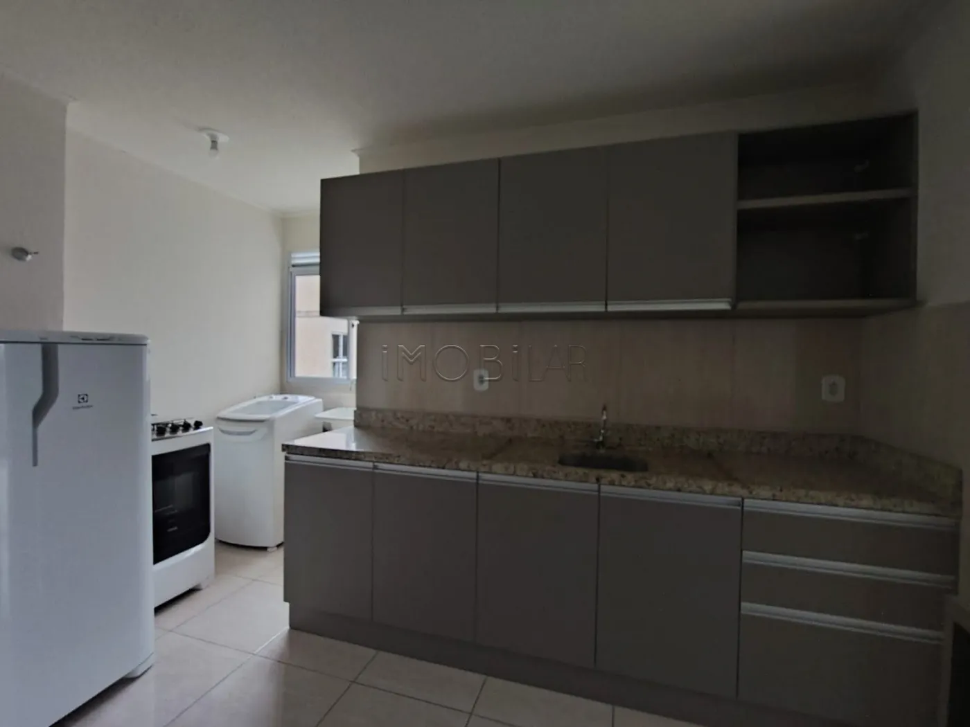 Alugar Apartamento / Padrão em Bagé R$ 1.200,00 - Foto 3