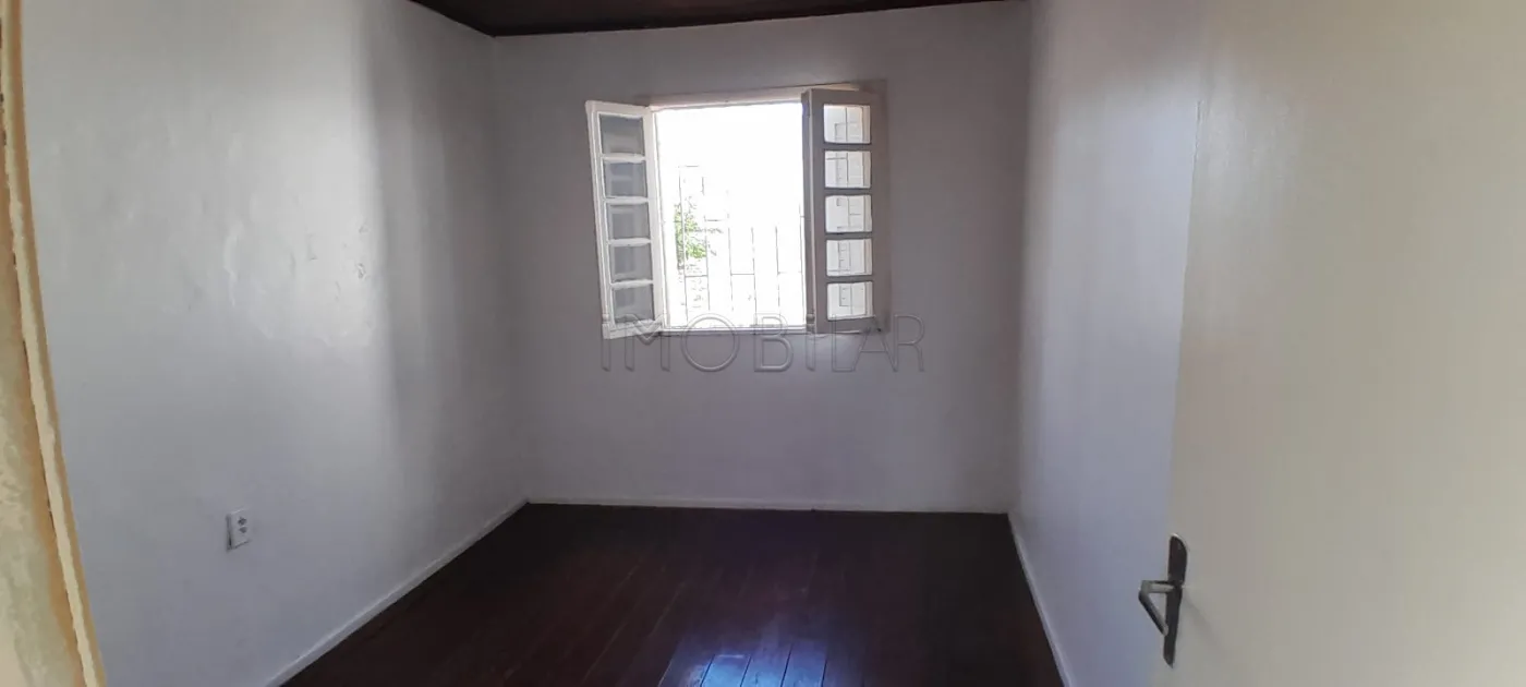 Alugar Casa / Padrão em Bagé R$ 1.450,00 - Foto 8