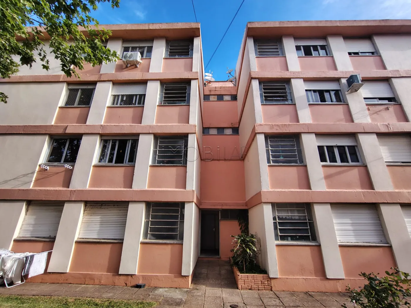 Alugar Apartamento / Padrão em Bagé R$ 800,00 - Foto 3