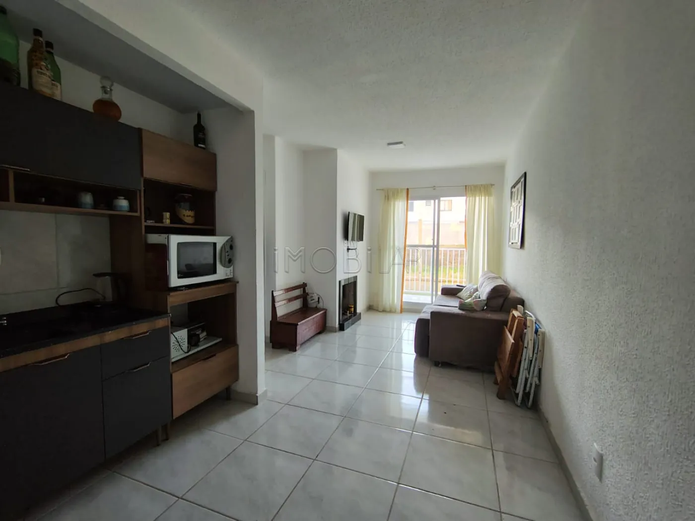 Alugar Apartamento / Padrão em Bagé R$ 1.200,00 - Foto 2