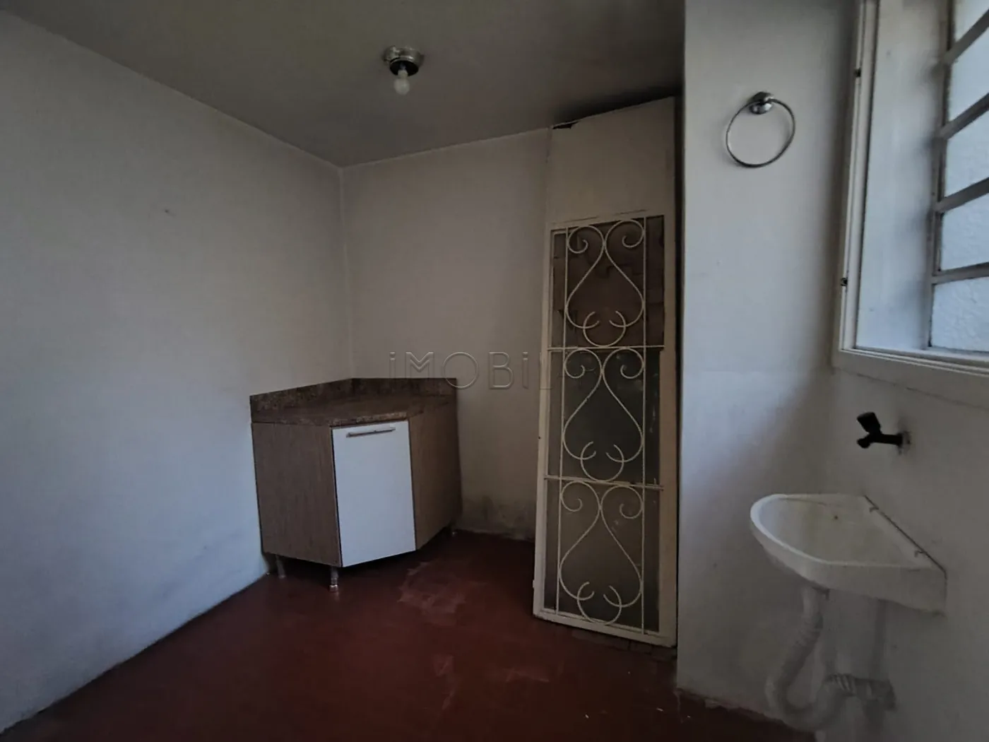 Alugar Comercial / Prédio em Bagé R$ 1.500,00 - Foto 7