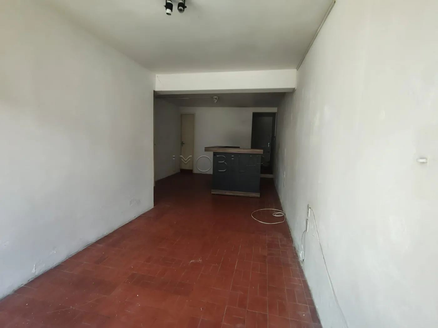 Alugar Comercial / Prédio em Bagé R$ 1.500,00 - Foto 6