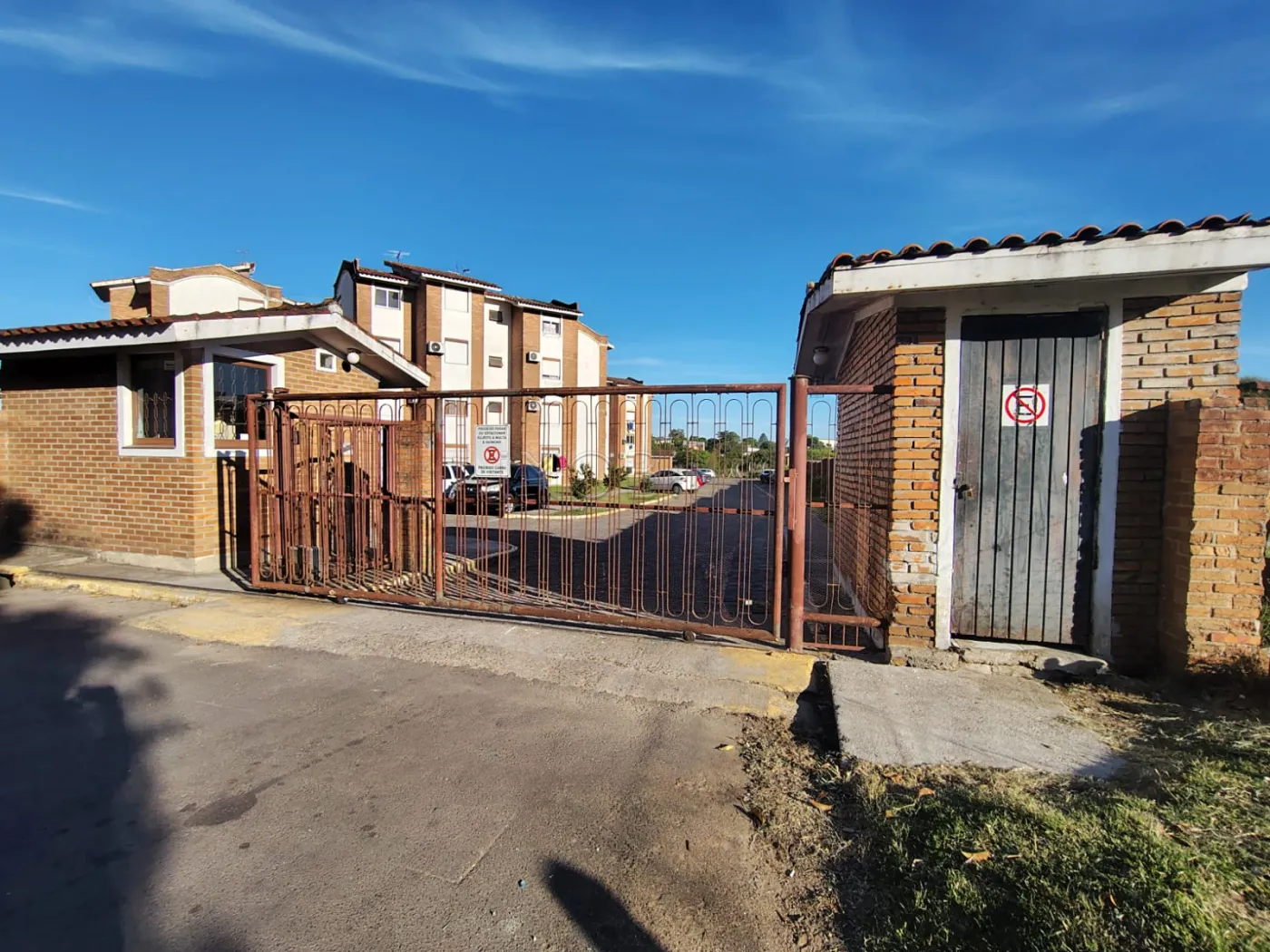 Alugar Apartamento / Padrão em Bagé R$ 850,00 - Foto 2