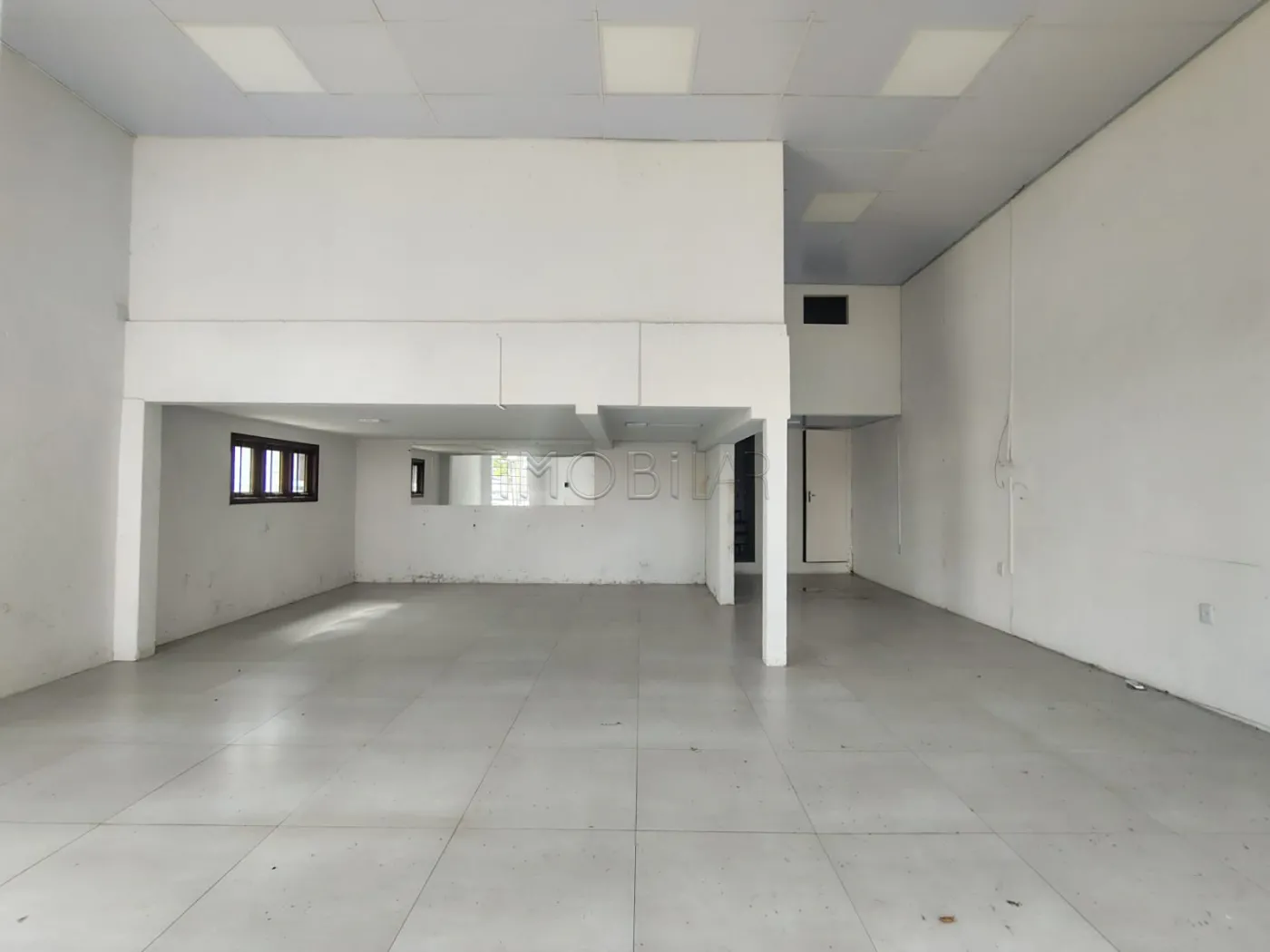 Alugar Comercial / Prédio em Bagé R$ 3.500,00 - Foto 3