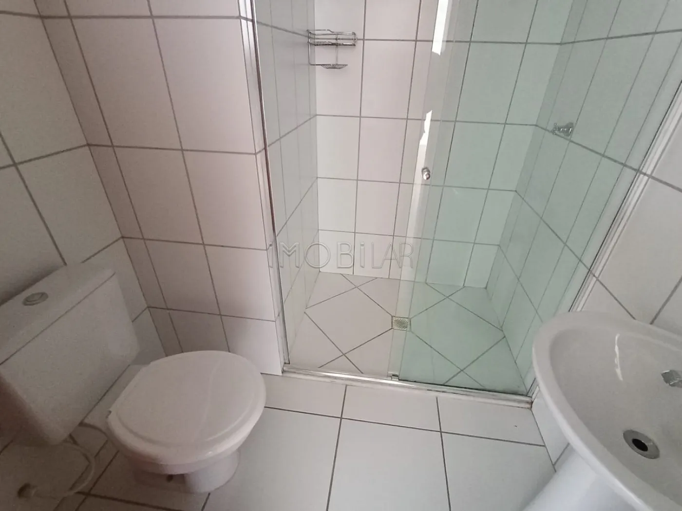 Alugar Apartamento / Padrão em Bagé R$ 950,00 - Foto 8