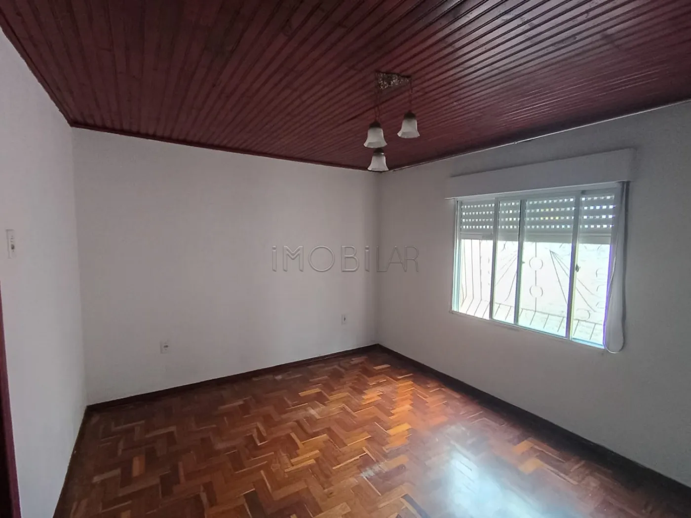Alugar Casa / Padrão em Bagé R$ 2.250,00 - Foto 4