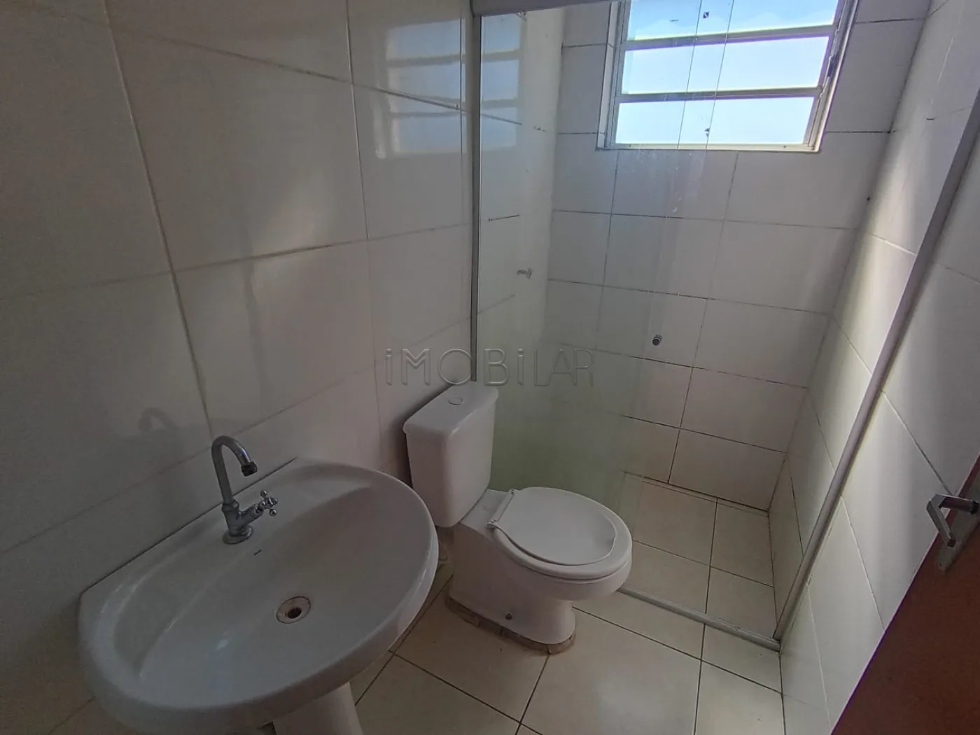 Alugar Apartamento / Fora de Condomínio em Bagé R$ 550,00 - Foto 5