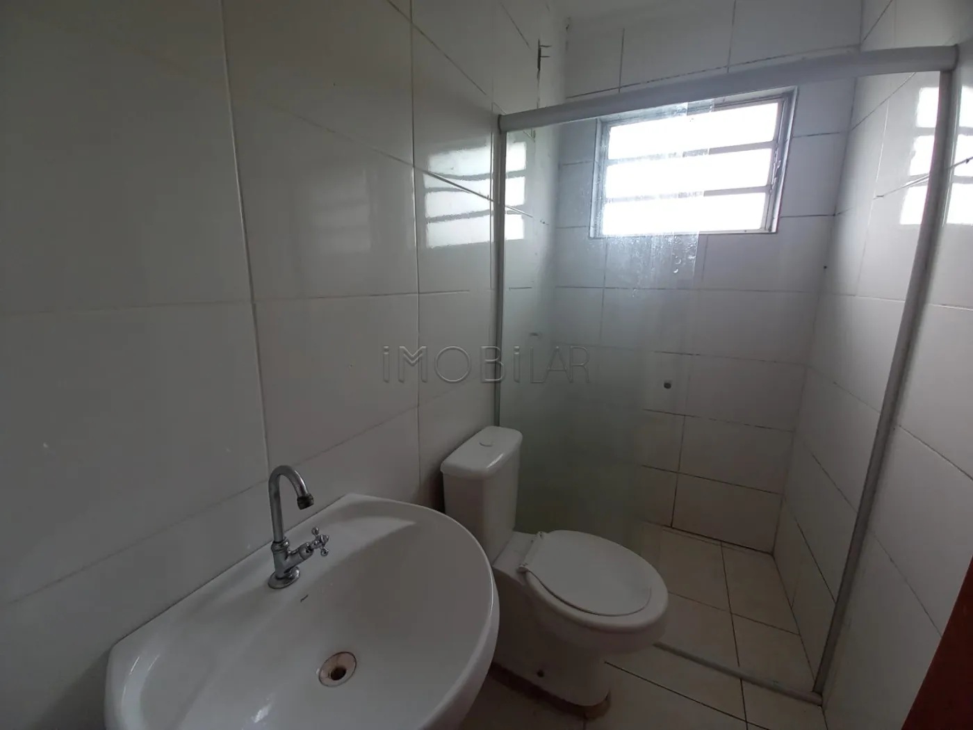 Alugar Apartamento / Padrão em Bagé R$ 650,00 - Foto 4