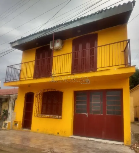 Alugar Casa / Padrão em Bagé. apenas R$ 250.000,00