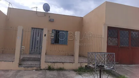 Alugar Casa / Padrão em Bagé. apenas R$ 175.000,00