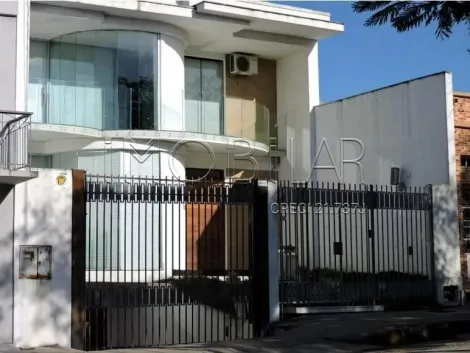imagem 1 - Imóvel raro, central, boa construção, peças generosas e ambiente aconchegante. imagem 1 - Imóvel raro, central, boa construção, peças generosas e ambiente aconchegante.