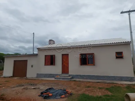 Alugar Casa / Padrão em Bagé. apenas R$ 330.000,00