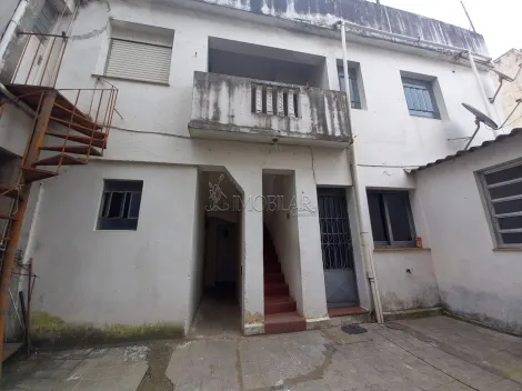 Alugar Apartamento / Fora de Condomínio em Bagé. apenas R$ 1.000,00