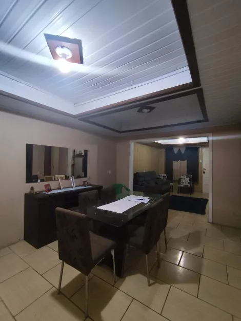 imagem 4 - Oportunidade Única para Duas Famílias! Duas Casas no Mesmo Terreno á Venda imagem 4 - Oportunidade Única para Duas Famílias! Duas Casas no Mesmo Terreno á Venda