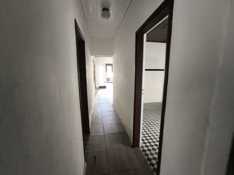 imagem 4 - Casa no centro da cidade!!! Amplo terreno... imagem 4 - Casa no centro da cidade!!! Amplo terreno...